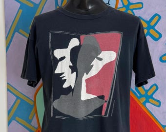 90s Salvador Dali Fundacio Gala "Self Portrait Splitting into Three" Art T-Shirt. Size Boxy/Short Large 21.25" x 23"