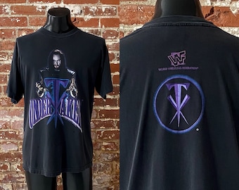 90s Undertaker WWF Wrestling T-Shirt. Vintage 1997 Titan Sports World Wrestling Federation Undertaker Tee Made in USA - Large 21" x 29"
