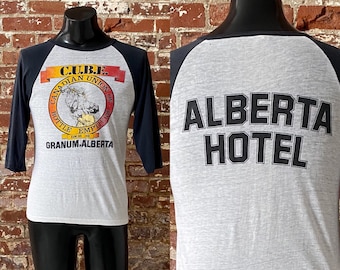 80s Alberta Hotel “Canadian Union Of Bottle Emptiers” Raglan T-Shirt. Vintage 1980s C.U.B.E. Souvenir Raglan Tee - Small 18.5” x 25.5”