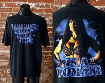 00s Chyna “The Best Man For A Job...Is A Woman” WWF T-Shirt. Vintage 2000 Chyna World Wrestling Federation Tee - XL Long Fit 23.5" x 30.5"