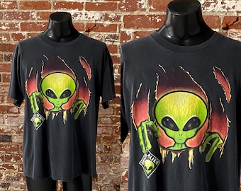 90s Green Alien Graphic T-Shirt. Vintage 1996 Logotel Green Alien Graphic Tee. Single Stitch Made in USA - XL 24" x 29.75"