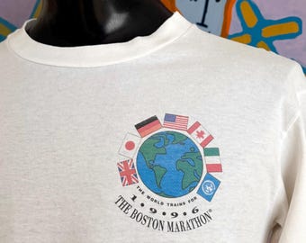 1996 Boston Marathon Flags Graphic Long Sleeve Tee. Single Stitch. Made in USA - Size Medium 19.75" x 25.5"