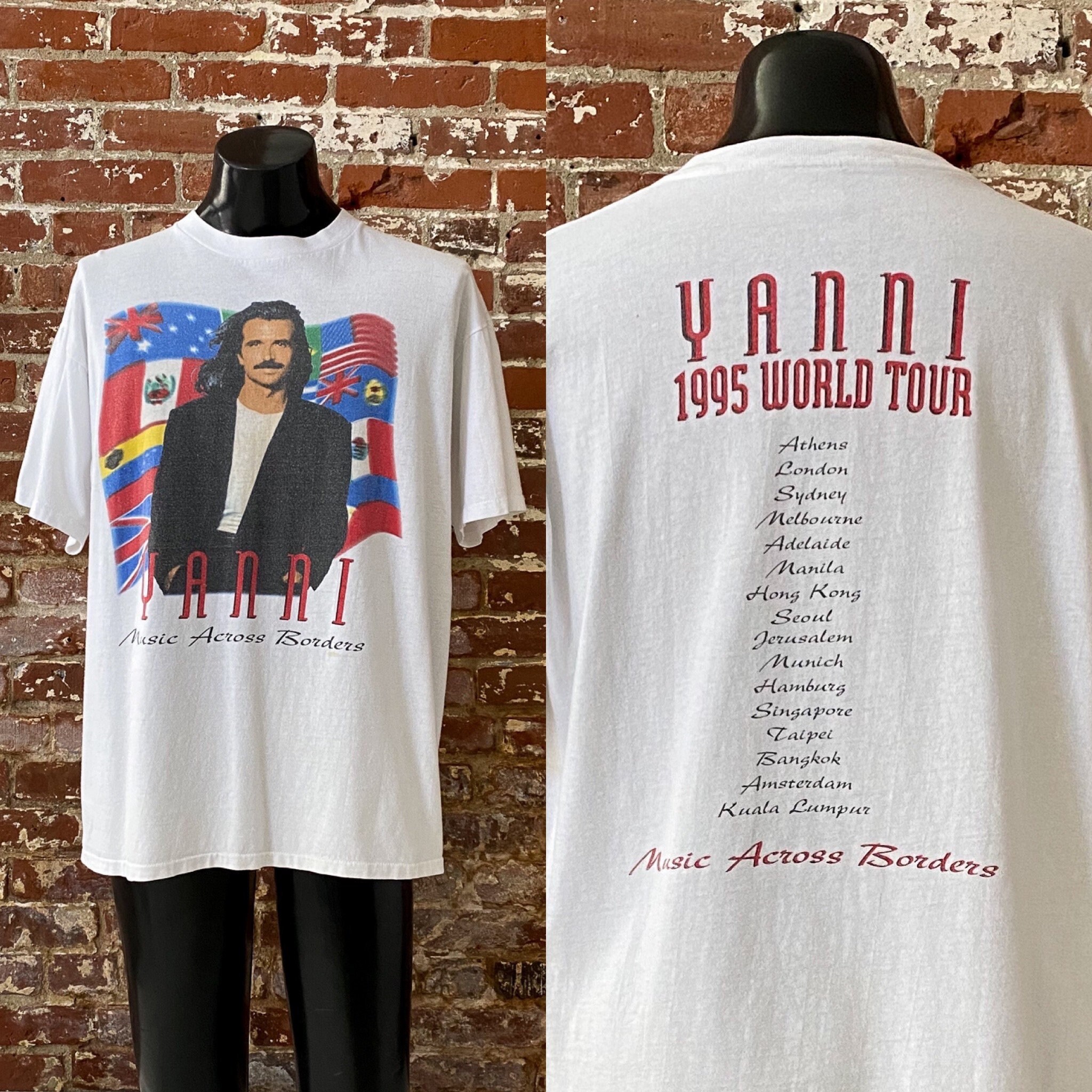 90s YANNI シンセサイザー作曲家 Tシャツ 90s Yanni Music Across Borders World Tour T-shirt. Vintage 1995