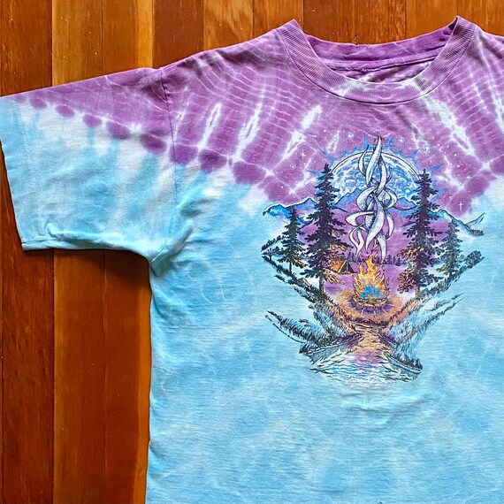 90年代のSymmetriaヒッピーキャンプファイヤーTシャツ。ヴィンテージ 