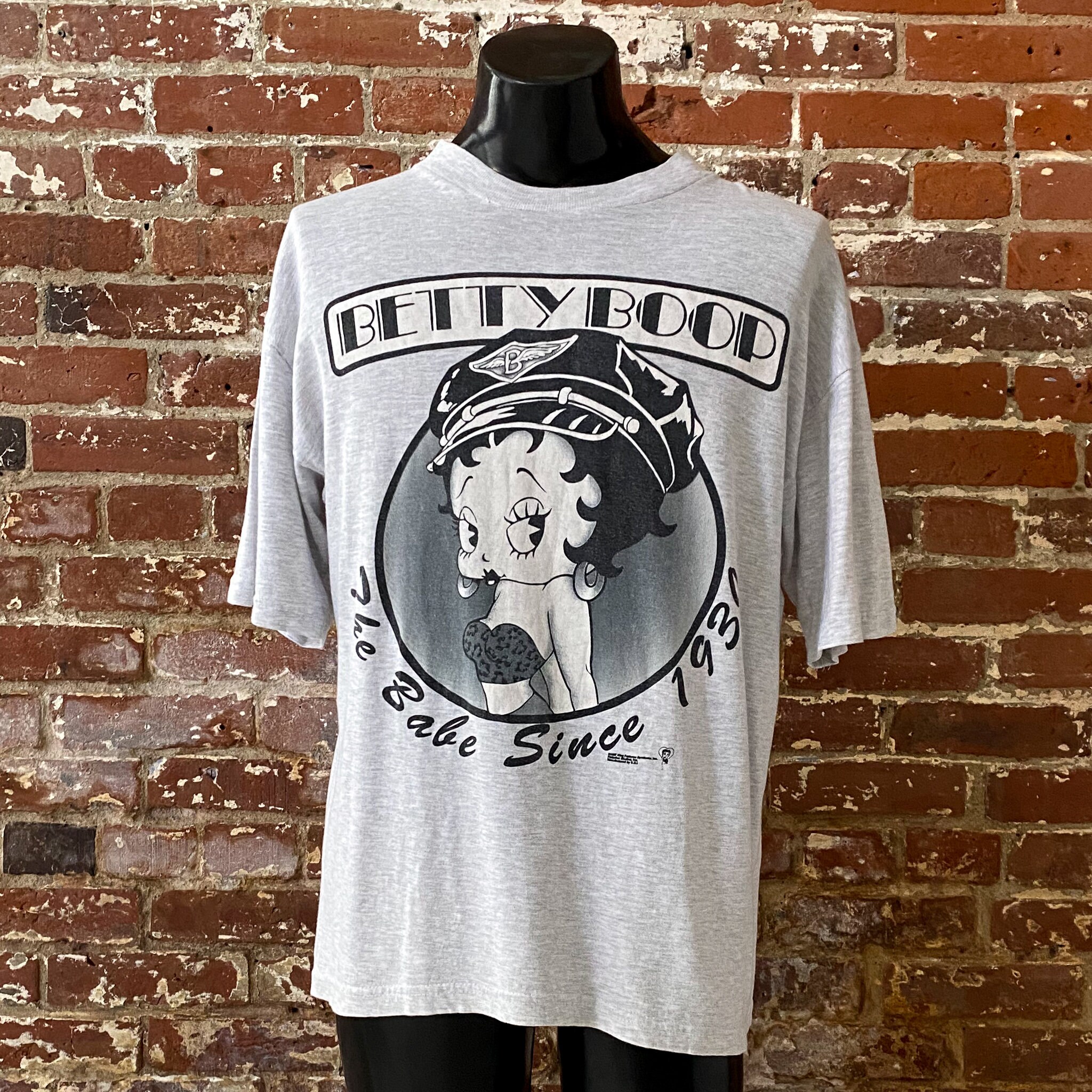 90s Betty Boop “the Babe Since 1939” Heather Grey T-shirt. Vintage