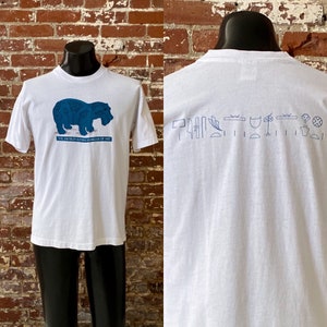 90s Metropolitan Museum of Art Souvenir T-shirt. Vintage 1990s 