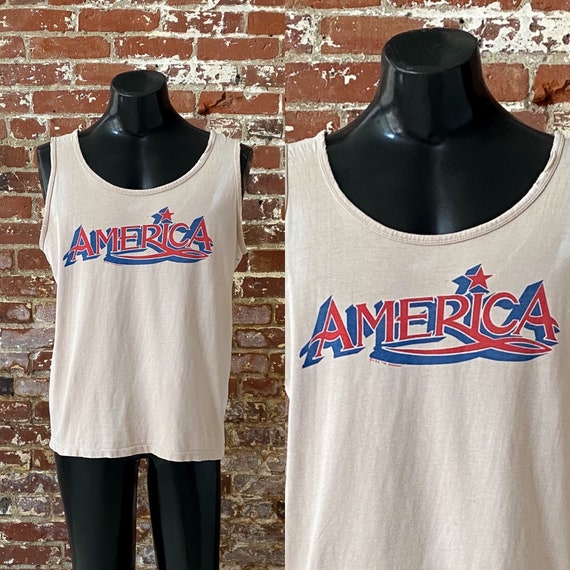 70s Crazy Shirts Hawaii “America” Tank Top. Vintage 1975 Beige Coloured America Crazy Shirts Tank Top Single Stitch Cotton - Large 22" x 27"