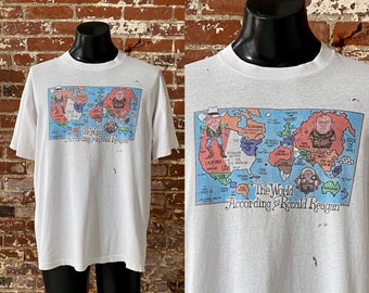 80s The World According To Ronald Reagan Novelty Map T-Shirt. Vintage 1987 David Horsey Political Humour Tee. Single Stitch - XL 24.5" x 30"