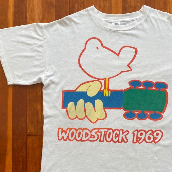 90s Woodstock 1969 Music Festival T-Shirt. Vintage