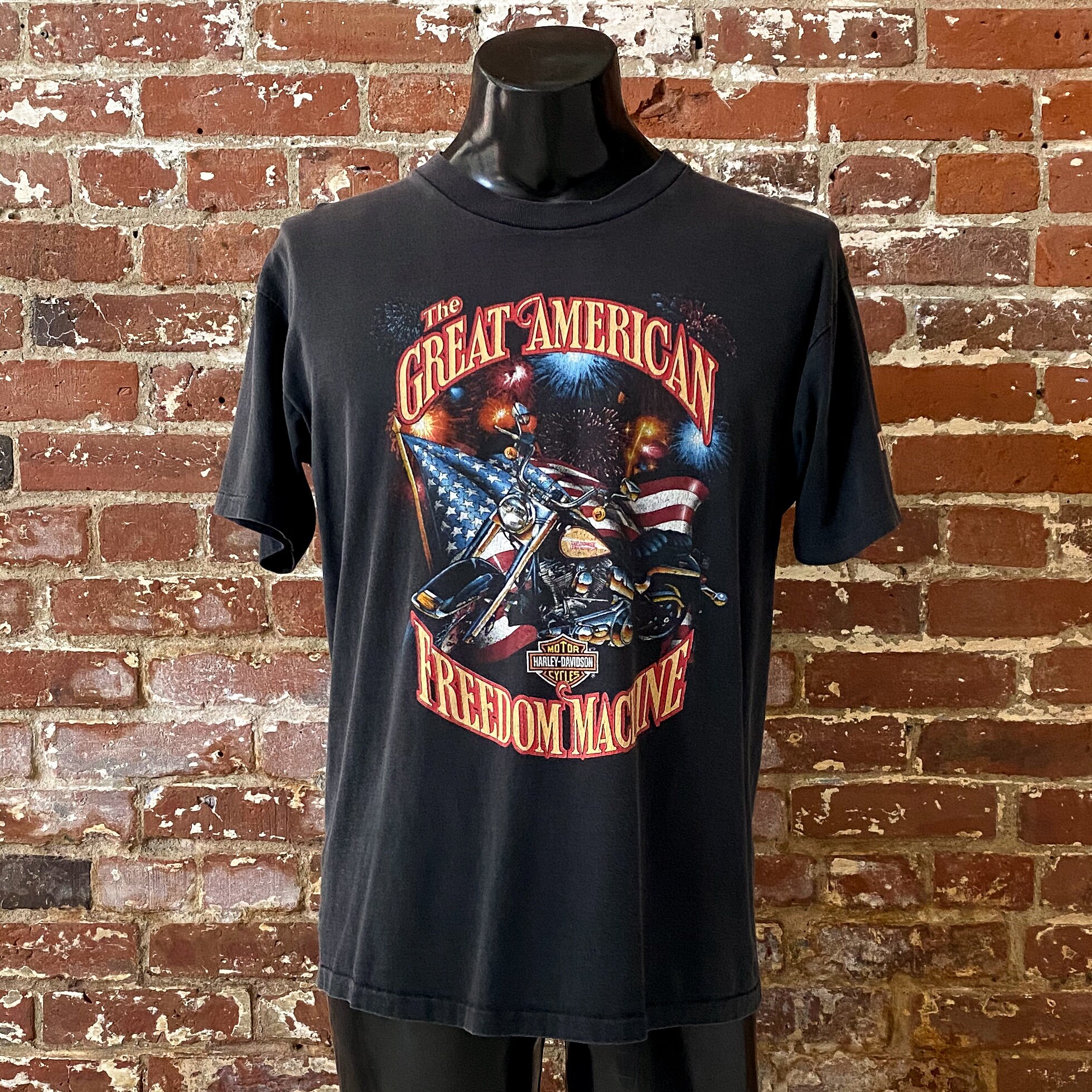 Harley-Davidson Freedom Highway 90s Tシャツ Harley-Davidson Freedom Highway 90s Tシャツ 【公式通販】