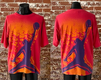T-shirt Michael Jordan Jumpman Nike années 90. T-shirt vintage des années 1990 Nike Basketball Air Jordan. Point unique Fabriqué aux États-Unis - XL 23,5 x 29 pouces