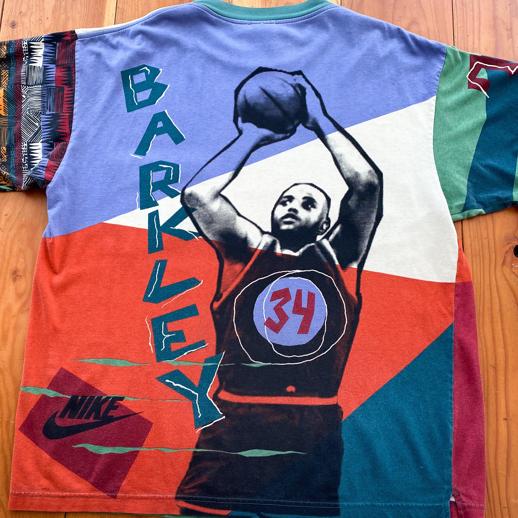 Vintage Nike Street Ball Art Basketball T-Shirt Barkley