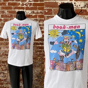 90s Book Man Kiki Suarez Art T-Shirt. Vintage 1990 Kiki Suarez 