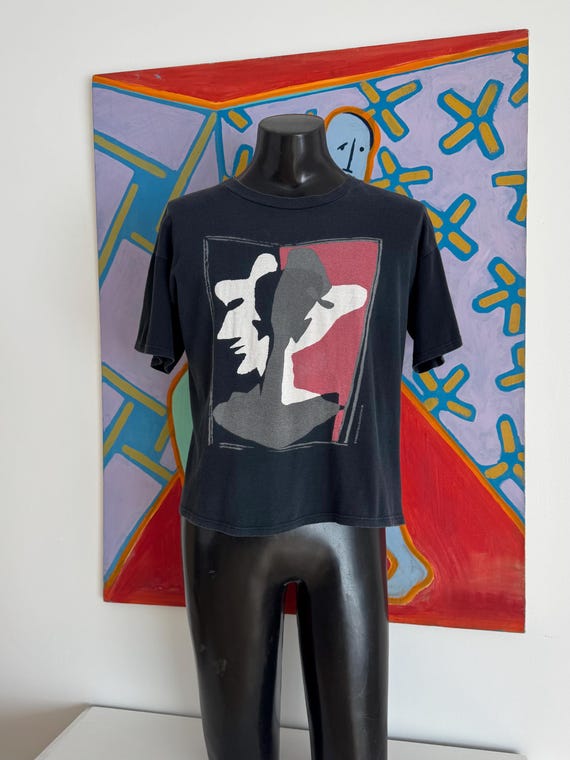 90s Salvador Dali Fundacio Gala "Self Portrait Splitting into Three" Art T-Shirt. Size Boxy/Short Large 21.25" x 23"