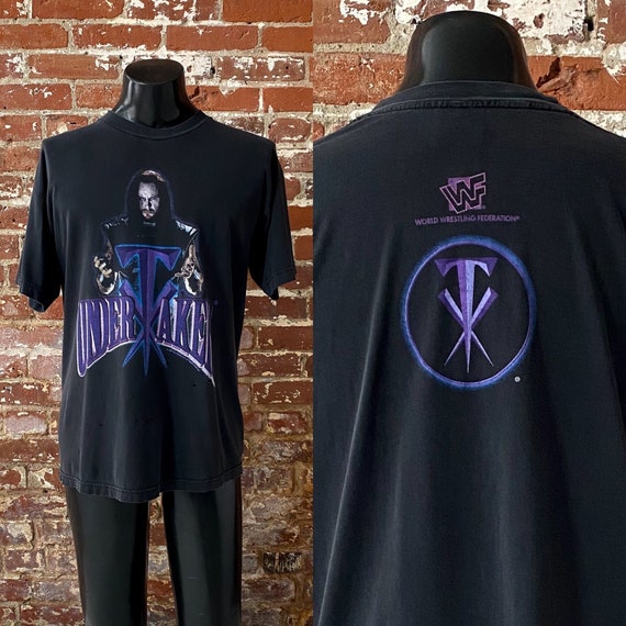 90s Undertaker WWF Wrestling T-shirt. Vintage 1997 Titan Sports