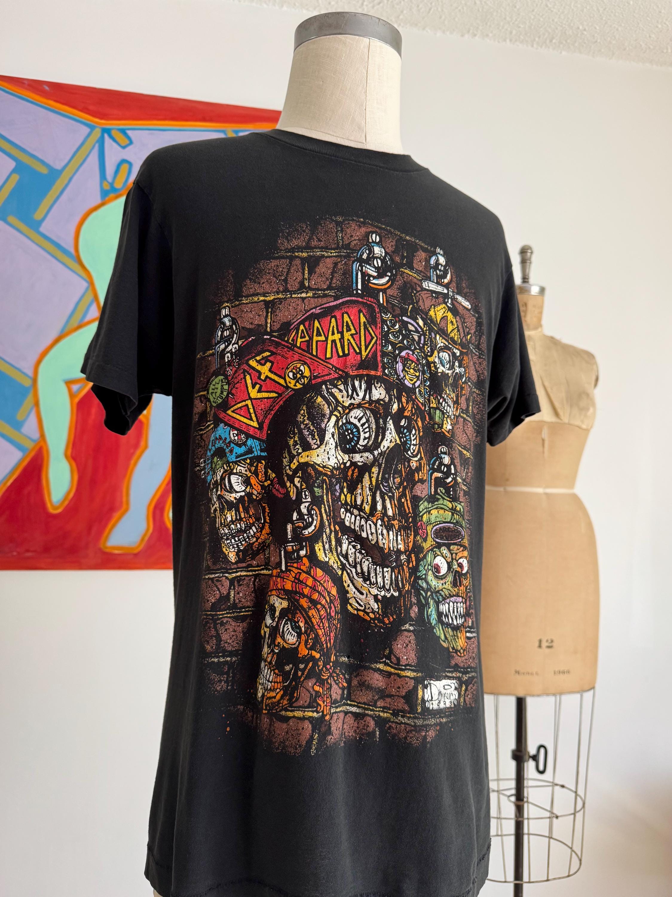 90s Def Leppard Tour T-shirt. Vintage 1993 Def Leppard Tour