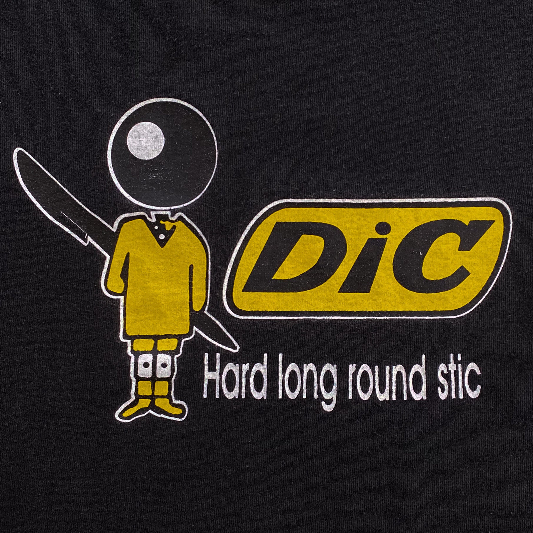 90年代風の硬くて長い丸いスティックのBicライターをパロディにしたT 