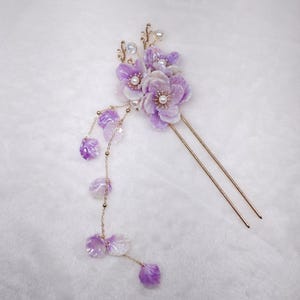 Purple Floral Hair Fork with Tassels, Handcrafted Hanfu Hair Stick, Lavender Resin Flower Hairpin, Bridal Cherry Blossom Headpiece, Kanzashi image 2
