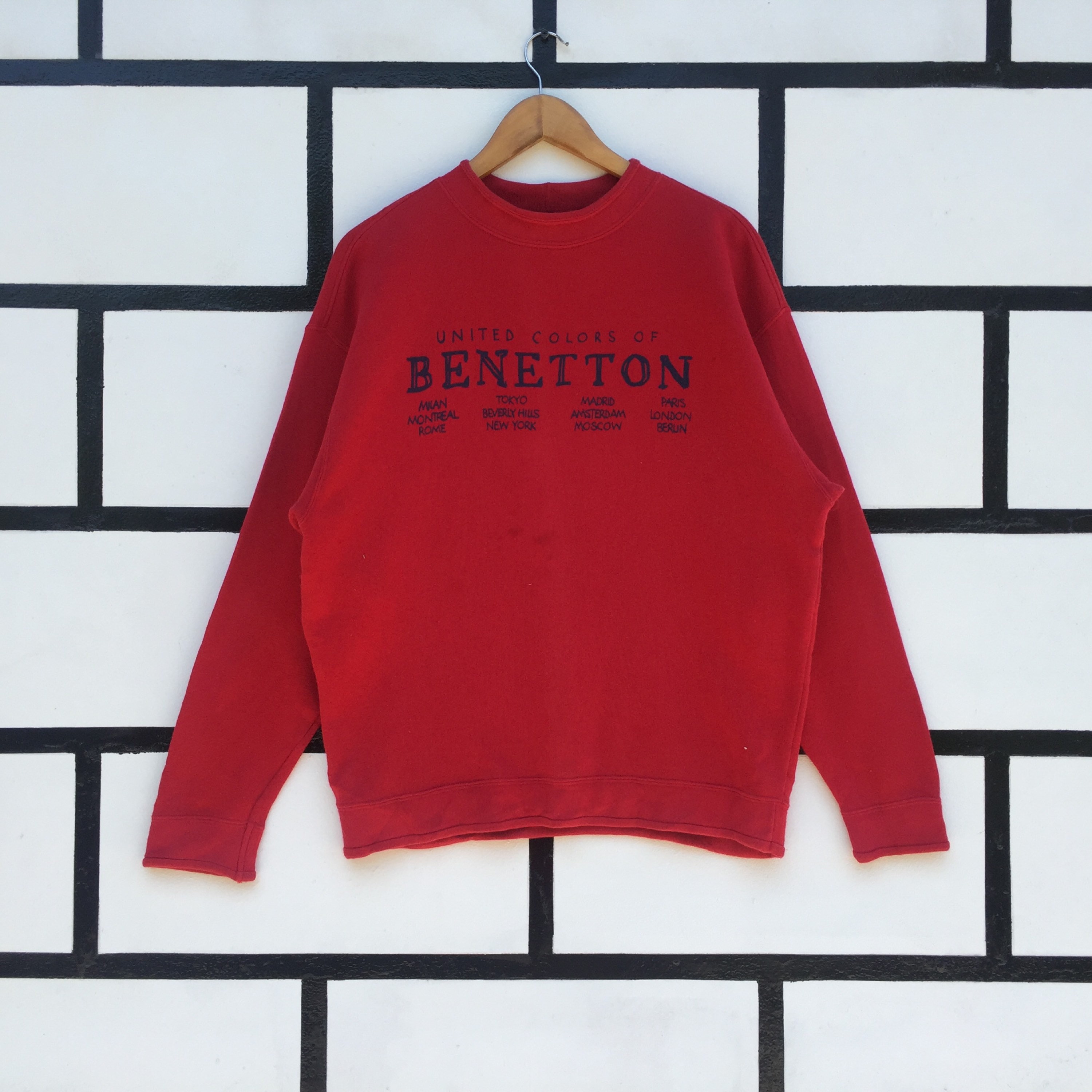 benetton sweat shirt