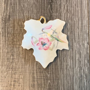 Vintage Floral Hand Painted Gold Tone Stripping Leaf Shaped Trinket Dish