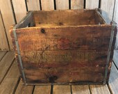 Vintage Canada Dry Crate
