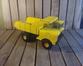 nylint jumbo dump truck