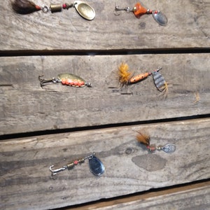 Rooster Tail Fishing Lure 