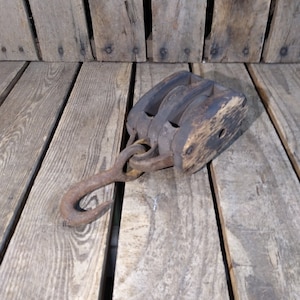 Small Vintage Pulley