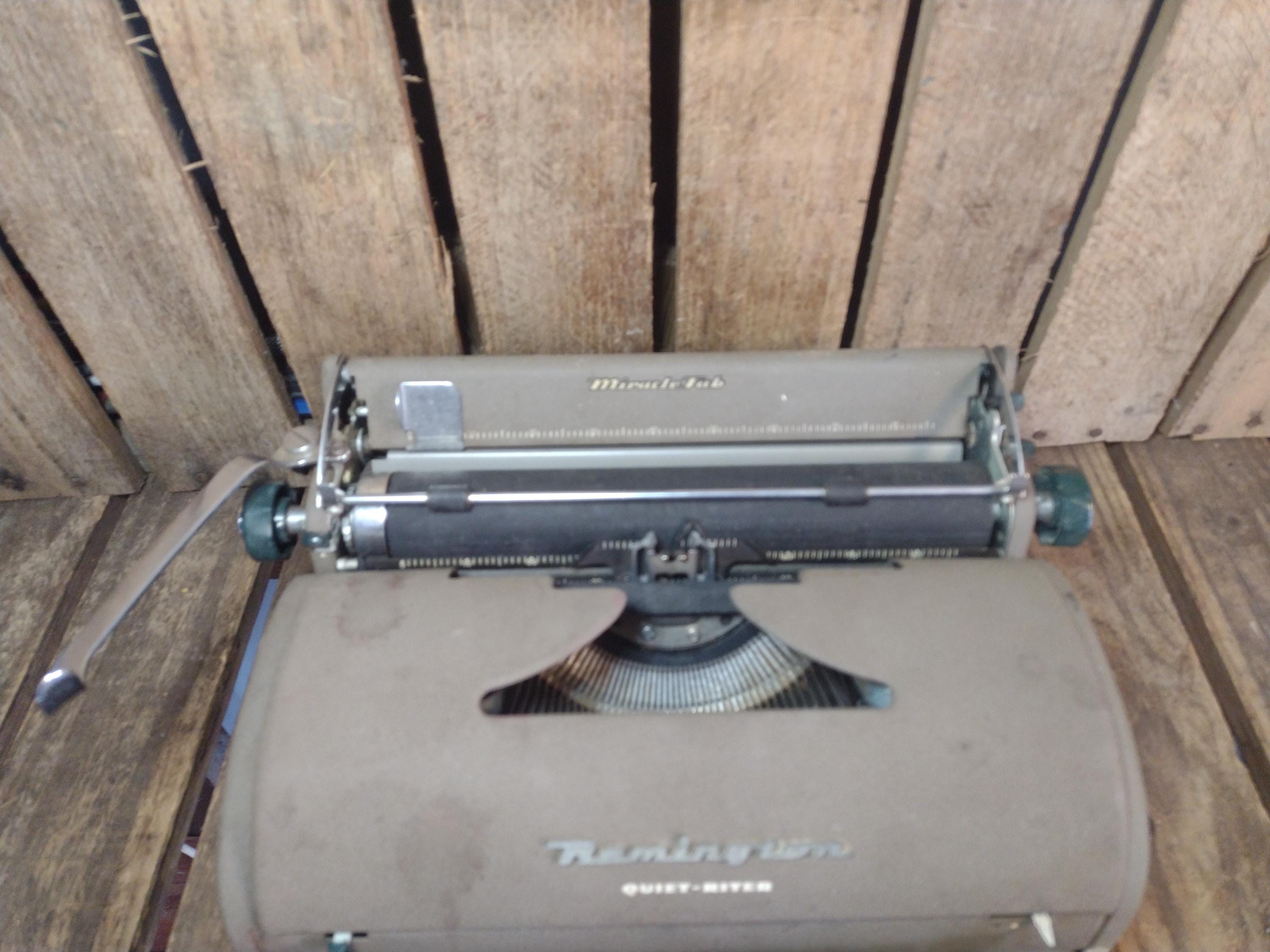 Remington Quiet Riter Typewriter Miracle Tab Mid Century Manual