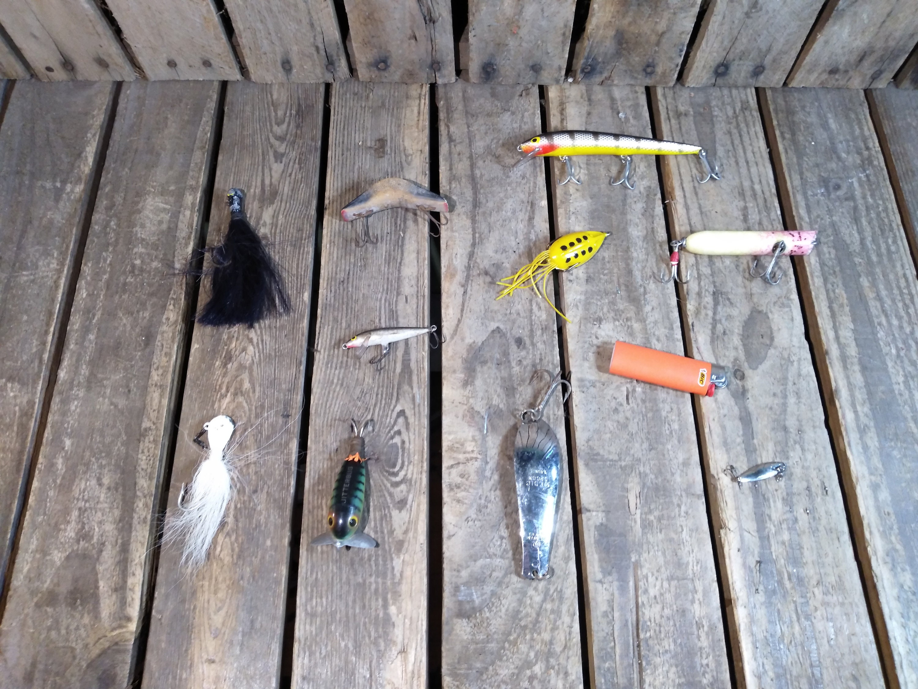 LOT DE PETITS leurres à Truite pour pêche au moulinet et leurre ancien