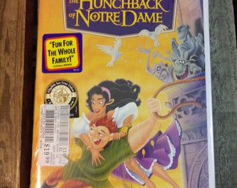 Vintage Hunchback de Notre Dame VHS