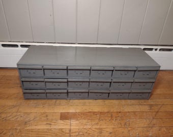 Metal Industrial Parts Drawer Cabinet – 18 Drawer Steel Organizer