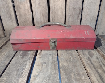 Vintage Red Metal Toolbox: Small Rusty Tool Box