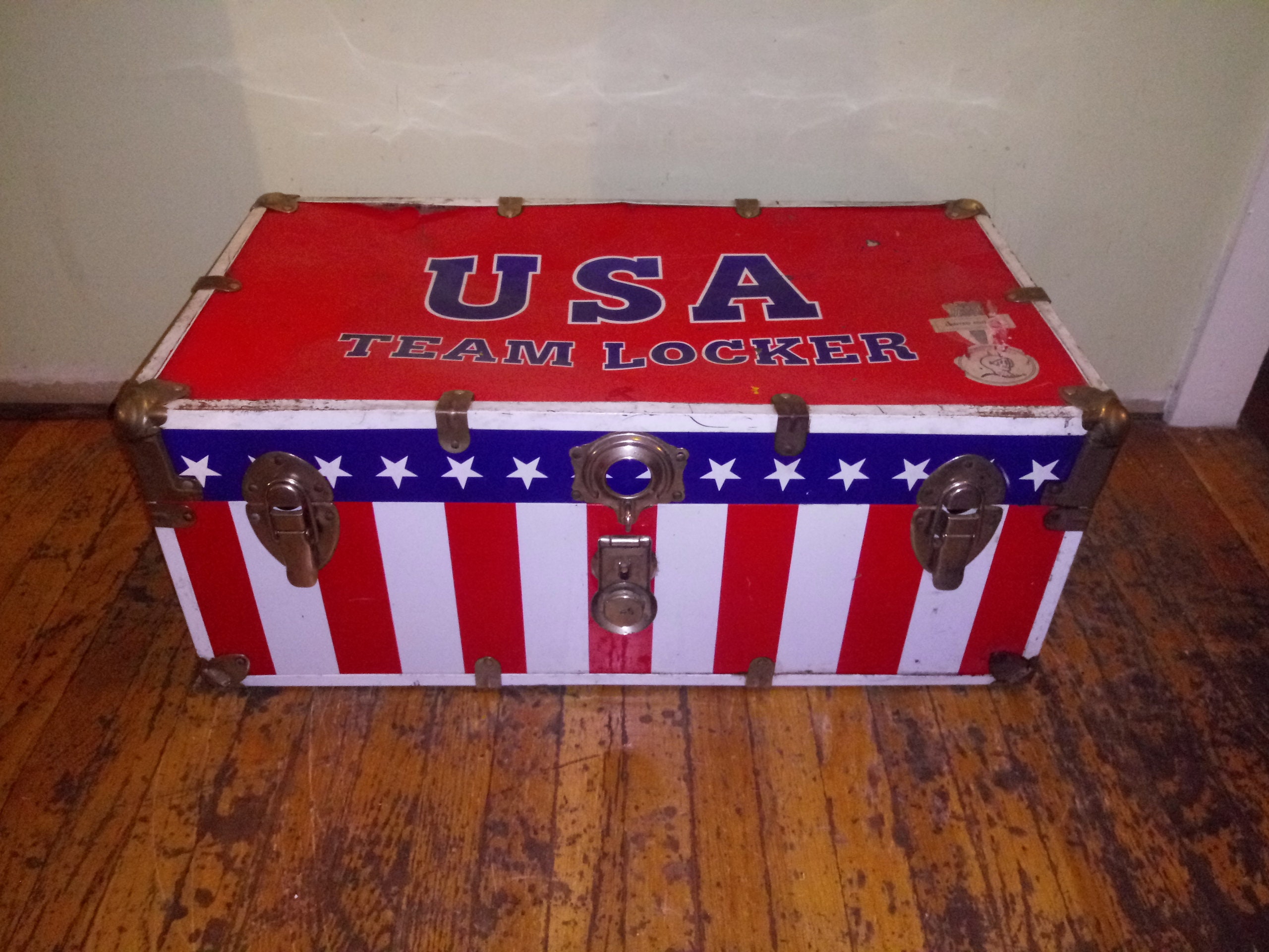Vintage USA Team Locker Trunk: Rustic Americana Decor - Etsy
