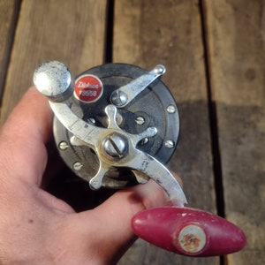Vintage Dickson 9558 Fishing Reel