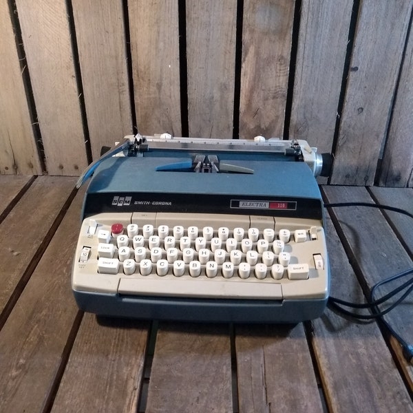 Vintage Electric Typewriter, Decor Or Project Piece Only Does Not Work Properly