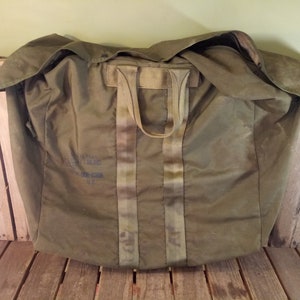 Vintage Distressed Green Military Bag: 28x26 Storage