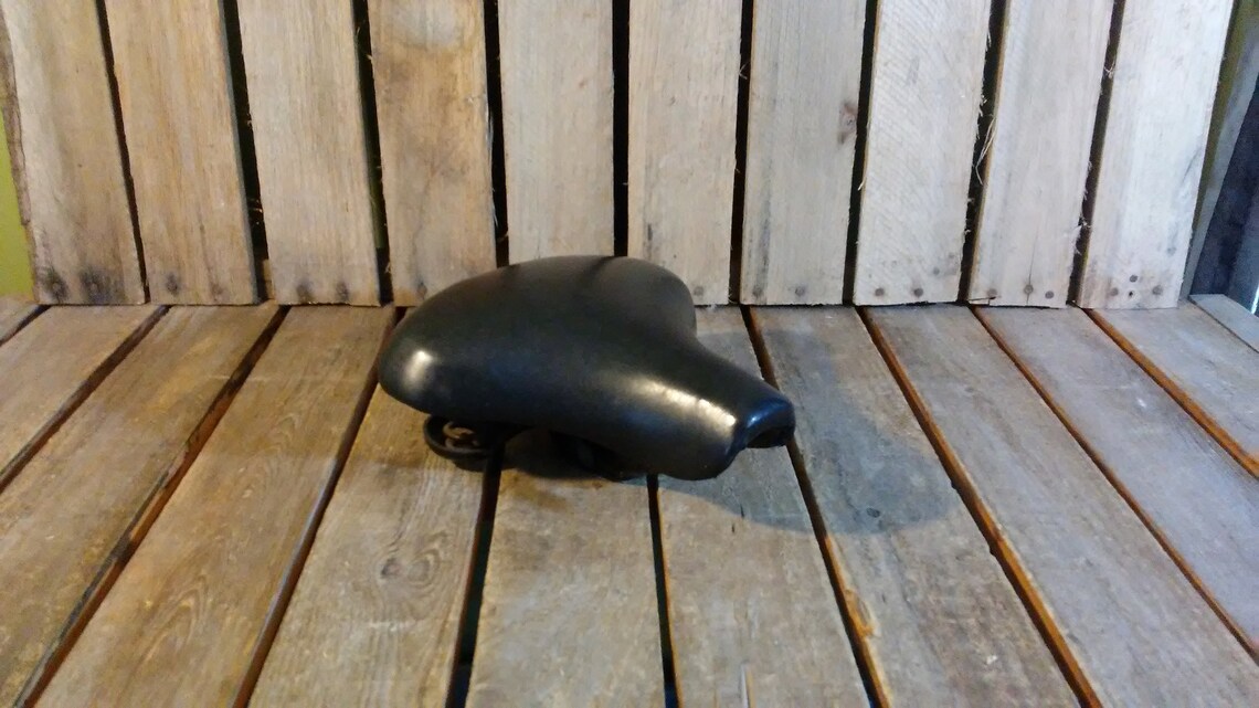 vintage persons bicycle seat