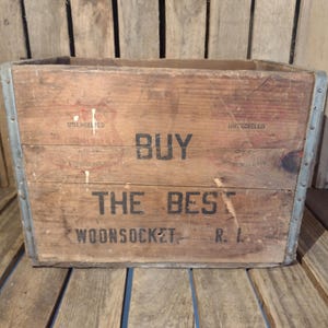 Vintage Wooden Ginger Ale Crate – Rustic Storage Box – Farmhouse Décor – 16x12.5x12 Inches