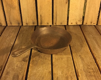Vintage 8" Cast Iron Skillet