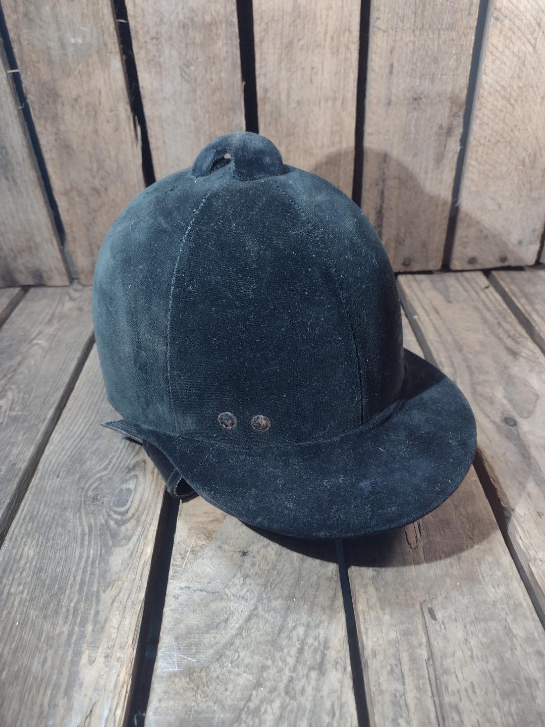 English Riding Hats Vintage Black Velvet Equestrian Helmet – English Riding Hat With Chin ...