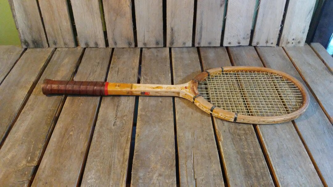 Raquette De Tennis Vintage Bancroft SUPER WINNER - Bois 1970 - Fabriquée USA - Taille 4 1/4"
