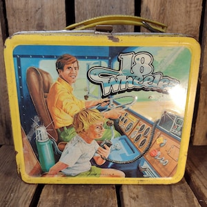 Vintage 18 Wheeler Lunchbox No Thermos