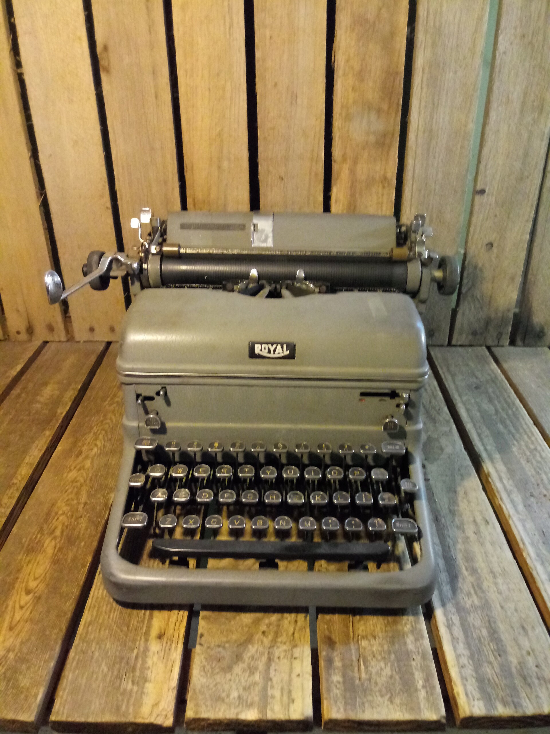 タイプライター ROYAL アメリカ製 ブラック アンティーク/レトロ