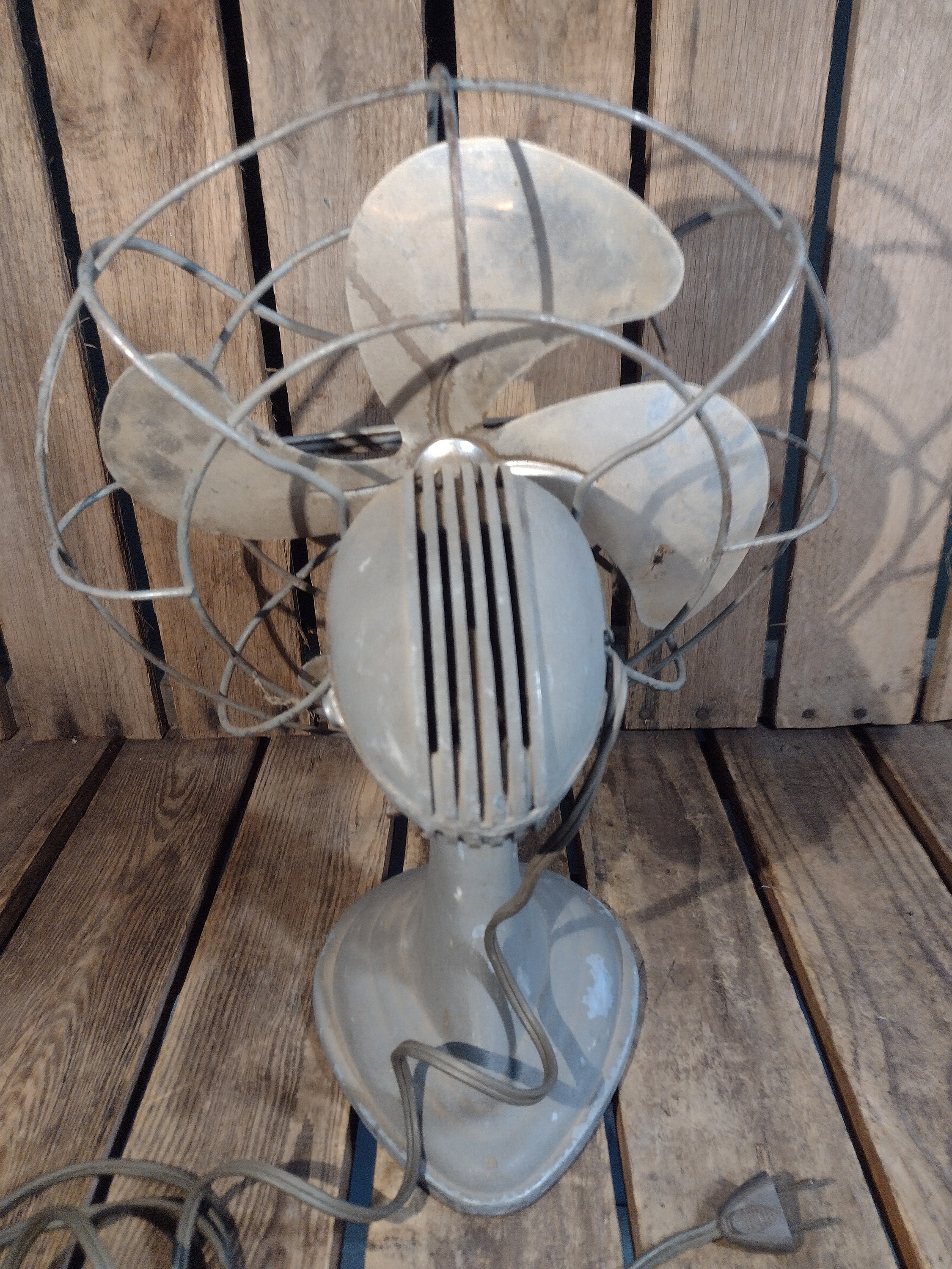 Vintage Westinghouse Fan, Does Not Work, Decor or Parts Piece Only
