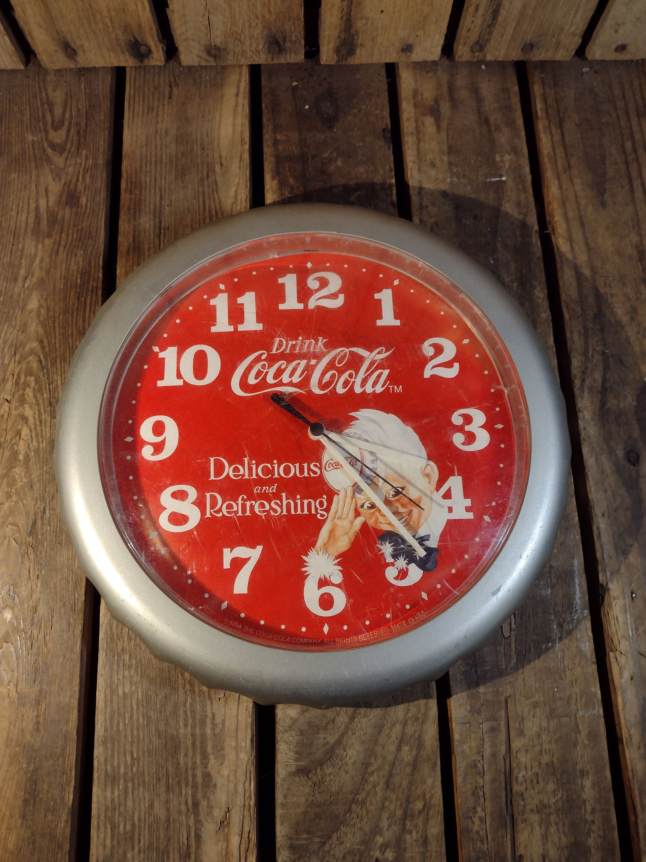 Vintage Coca-cola Wall Clock: 1994 Red Soda Advertising Timepiece