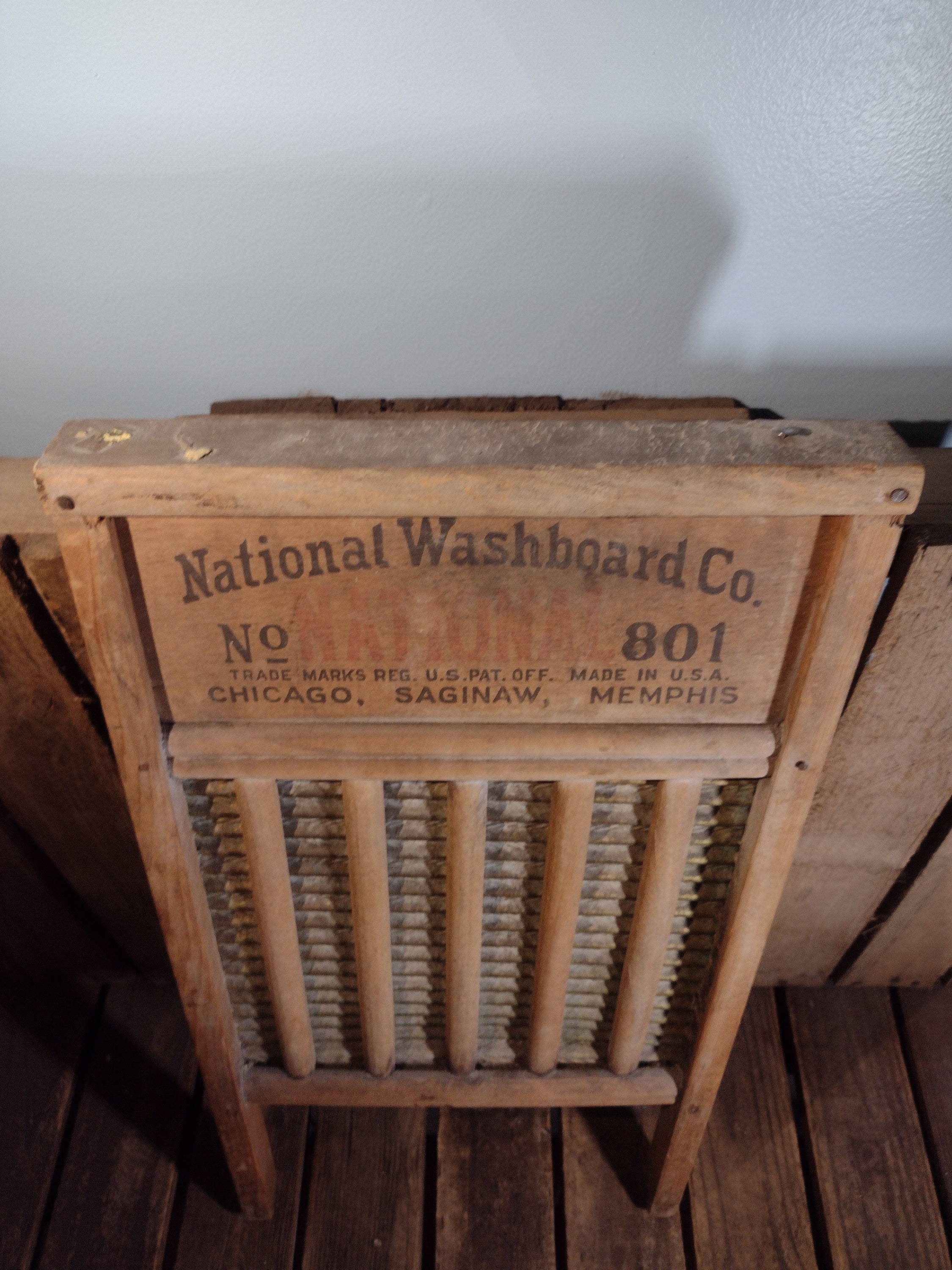 Antique National Washboard Co. No. 801: Rustic Farmhouse Laundry