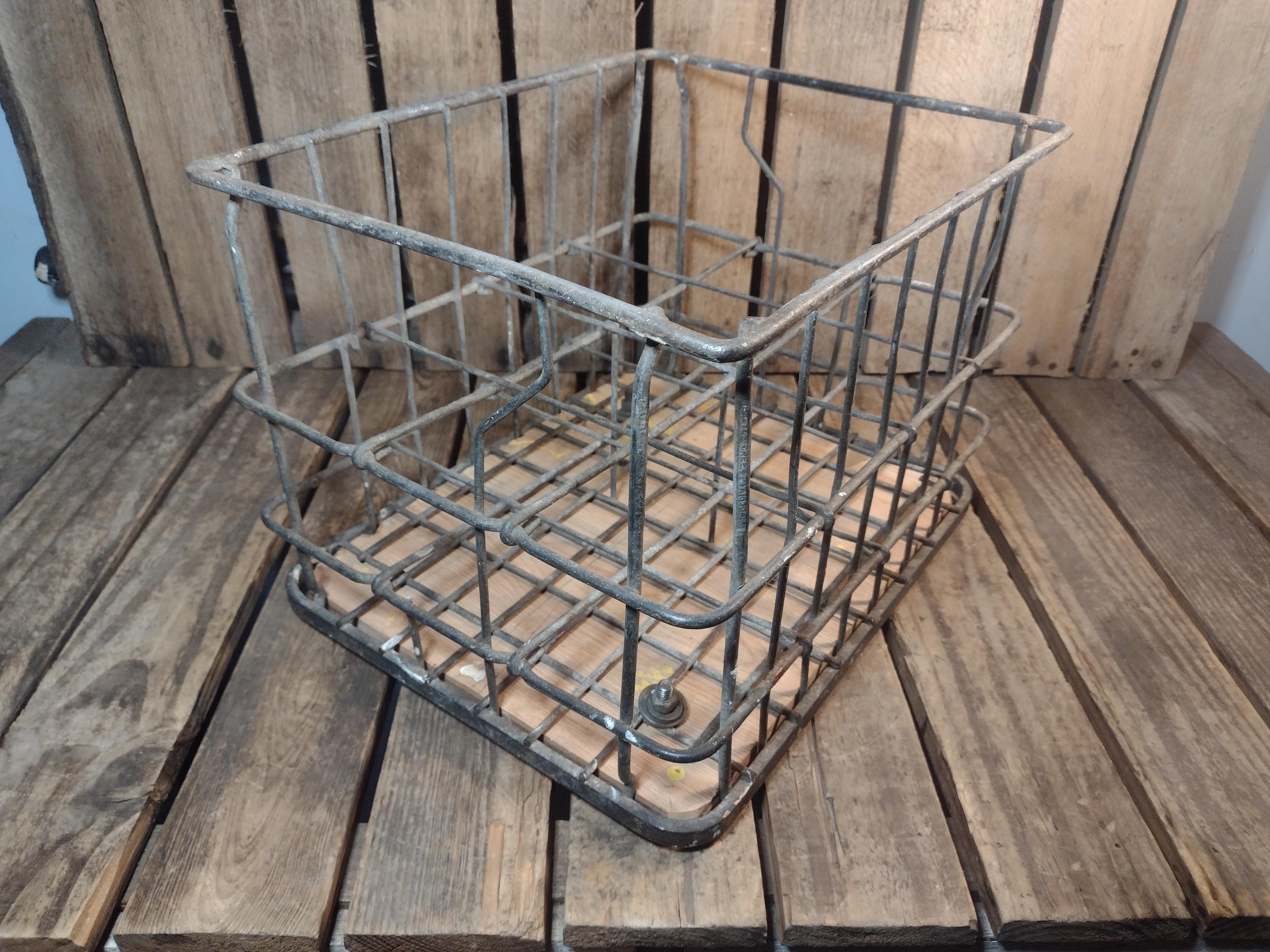 Metal Milk Crate – Wire Dairy Bottle Carrier Rustic Farm Storage