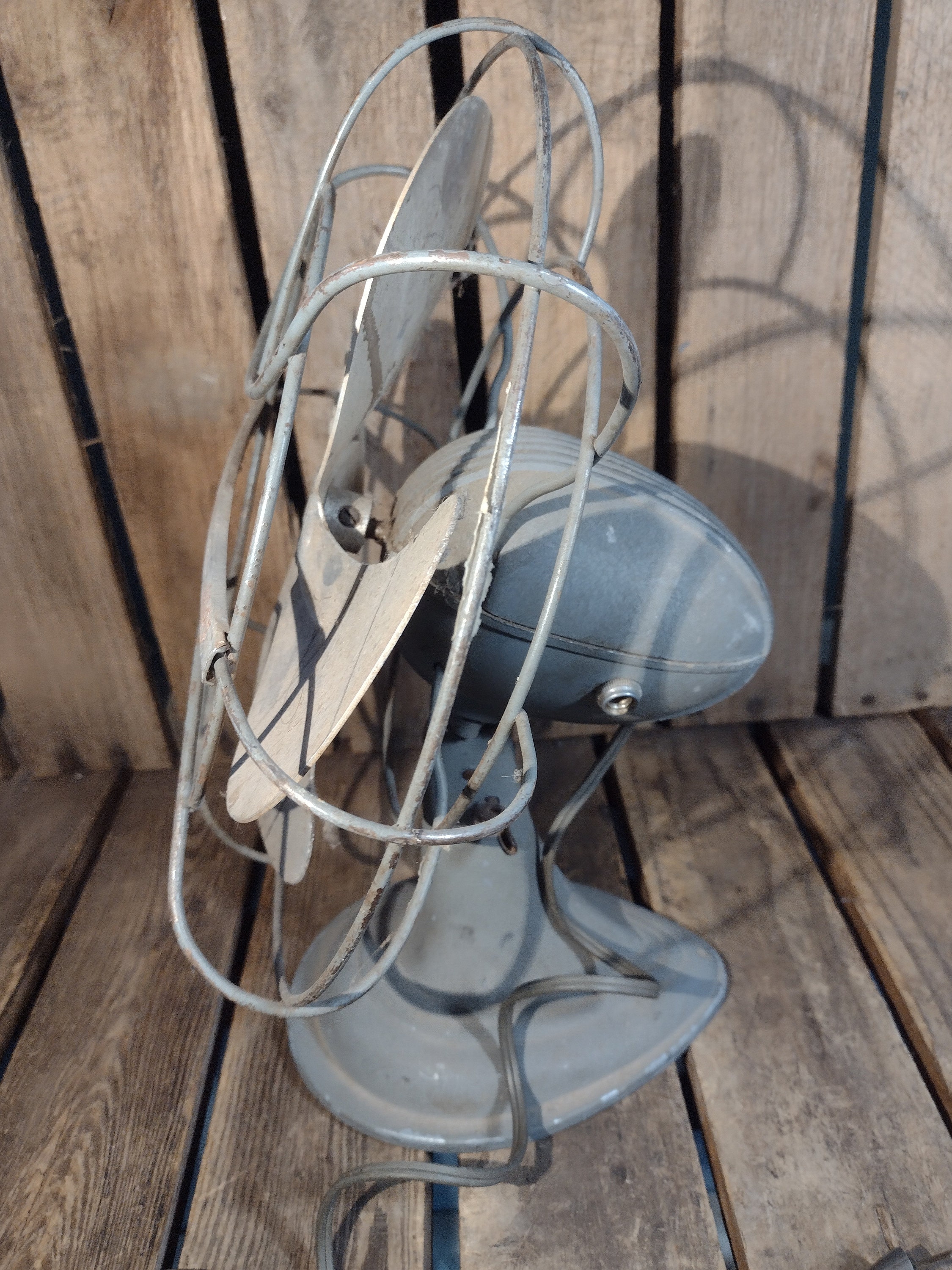 Vintage Westinghouse Fan, Does Not Work, Decor or Parts Piece Only