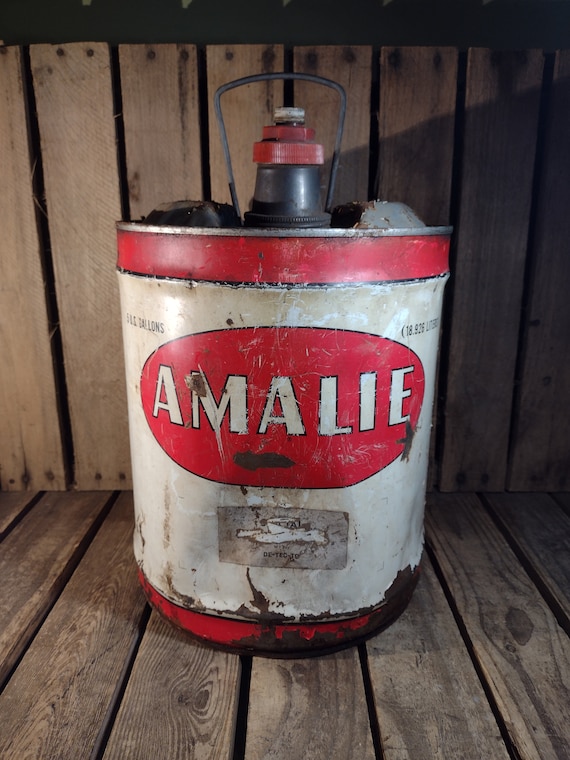 Vintage Rusty Amalie Oil Can - Etsy